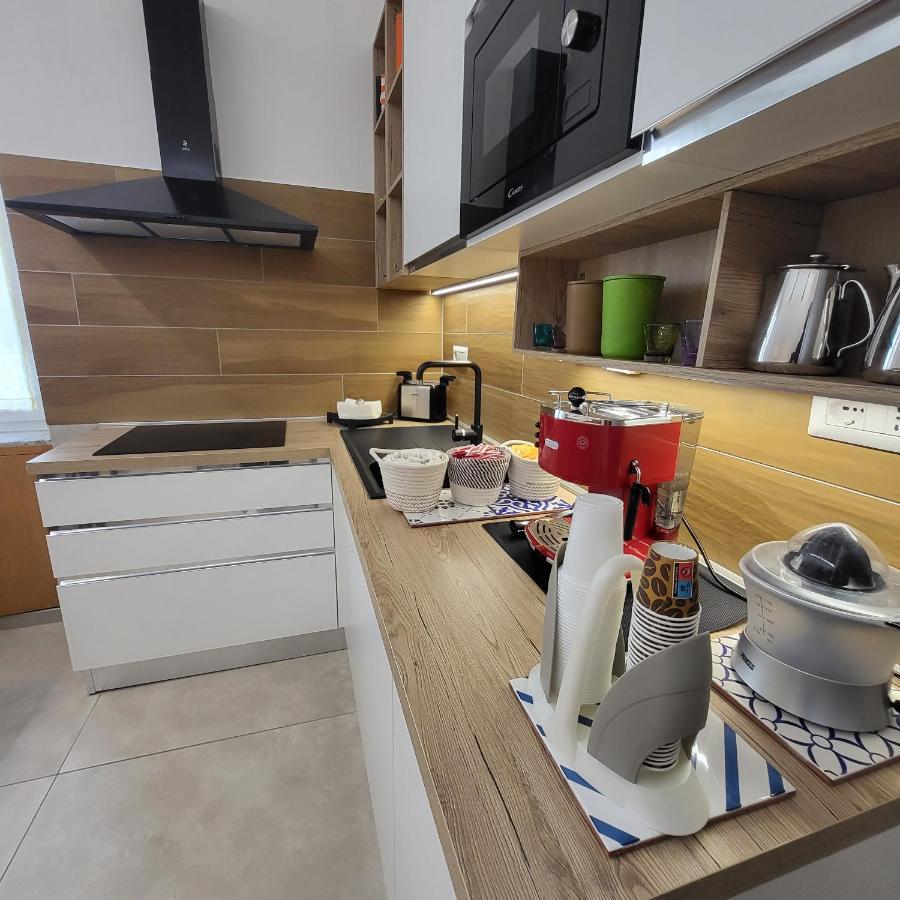 B&B Salerno Urban Suite 57 المظهر الخارجي الصورة