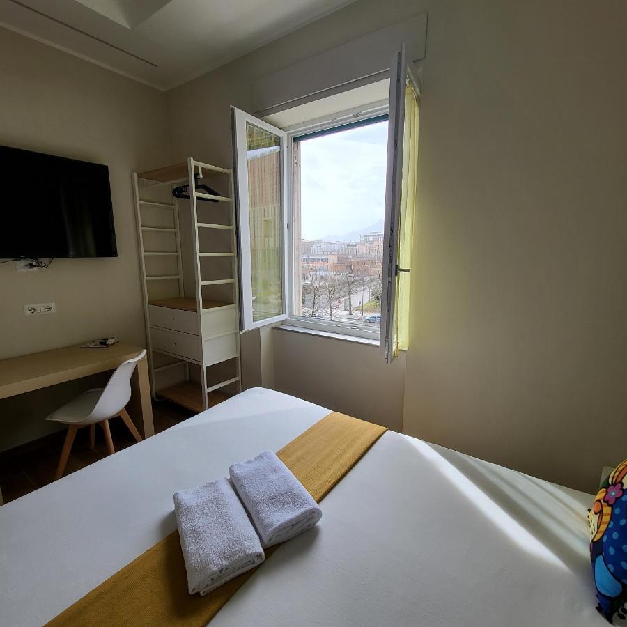 B&B Salerno Urban Suite 57 المظهر الخارجي الصورة